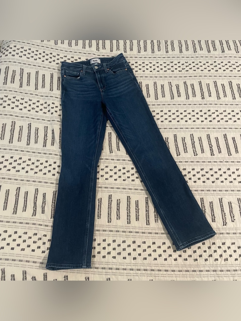 PAIGE Cindy High Rise Straight Leg Jeans Dark Wash Stretch - Size 26